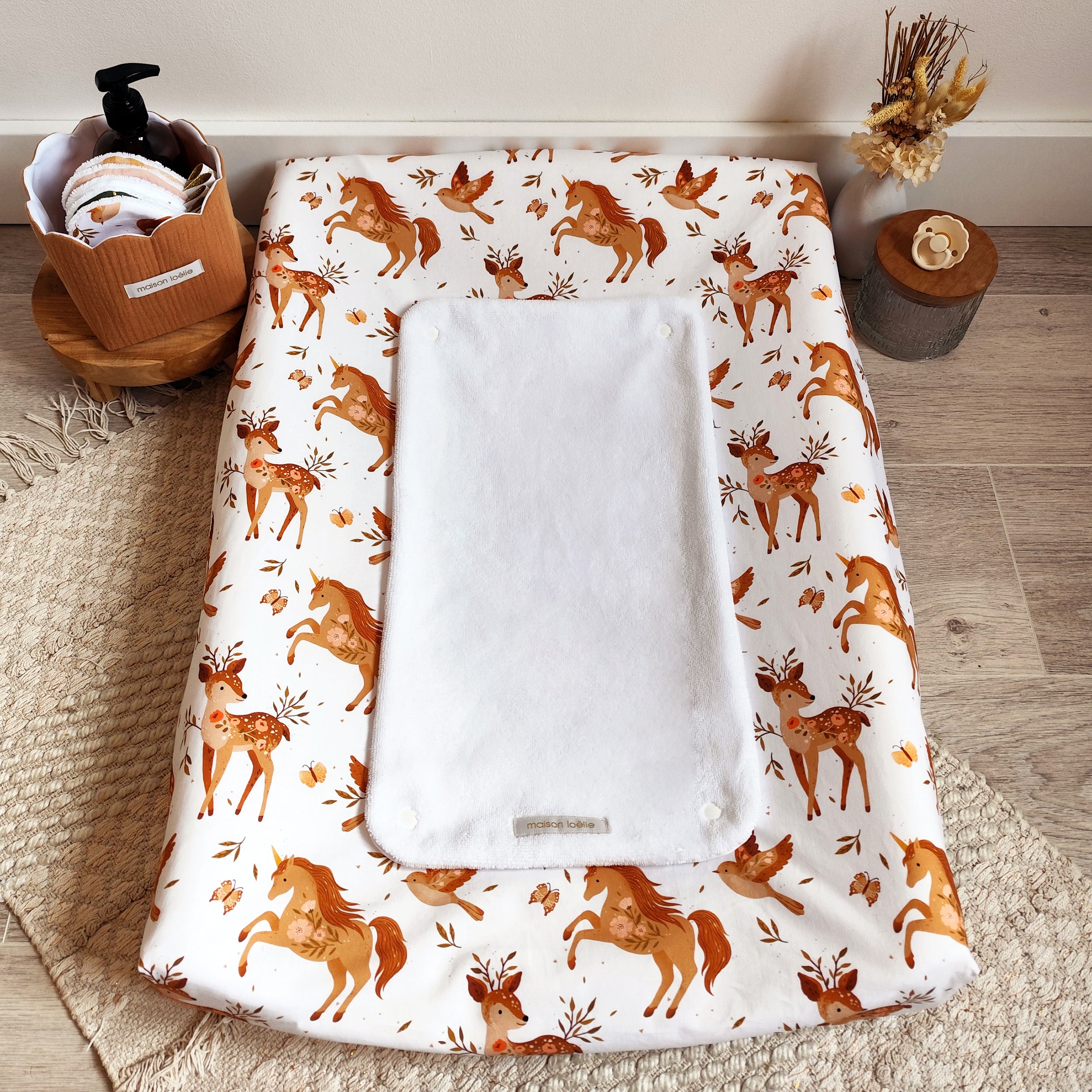 La housse élastiquée pour matelas à langer - Maison Loëlie